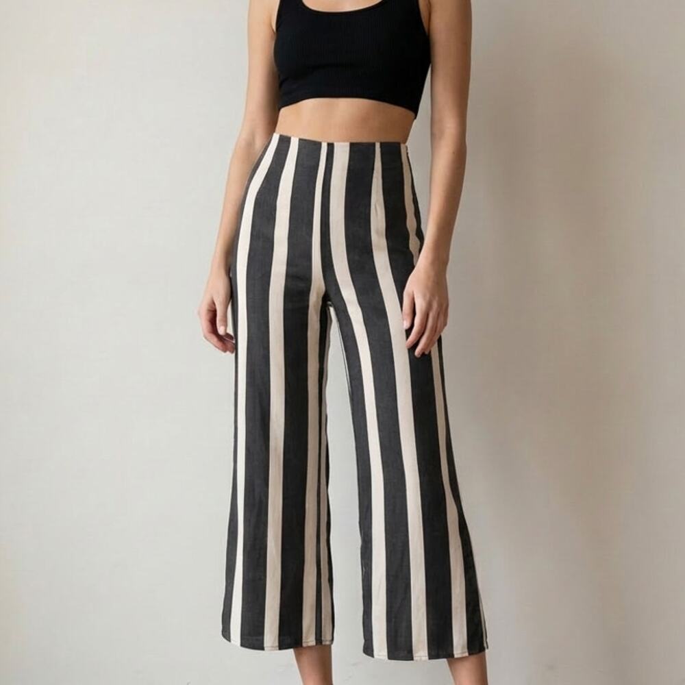 High-Waist Wide-Leg Striped Pants - Black & Cream